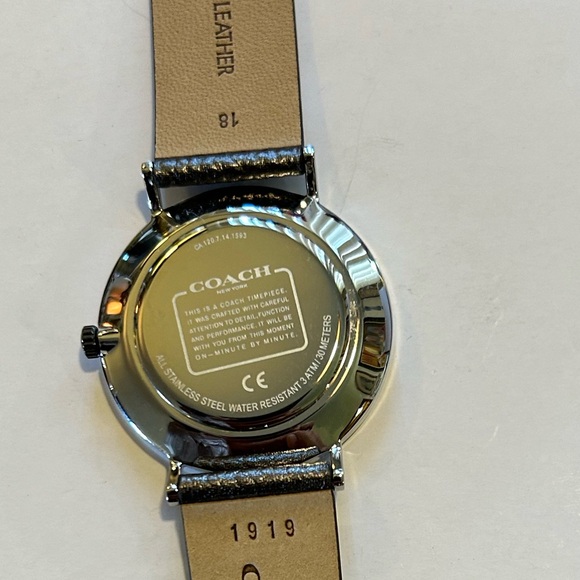 Coach Perry Watch With 36mm Silver Face & Silver Grey Tone Leather Band - Picture 4 of 6